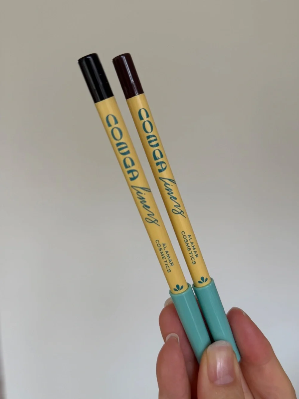 Alamar Cosmetics Conga Liners Duo in Black & Brown (Set of 2!)